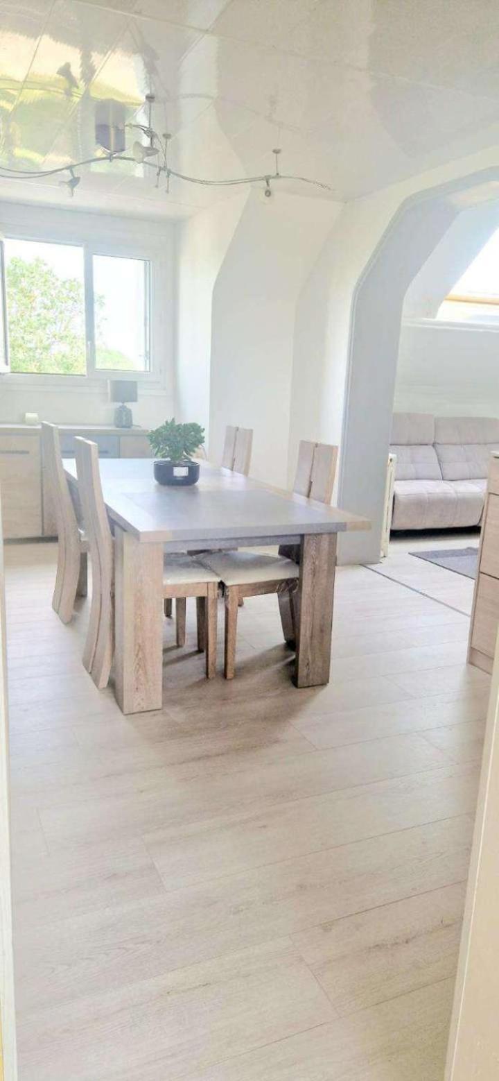 Le Trinidad Lägenhet Troyes Exteriör bild